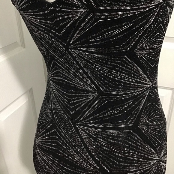 New with tags Cloth & People Dress, size S but fits like M - Picture 4 of 8